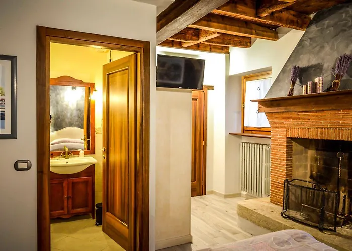 Lantgård Borgo Di Calmasino *