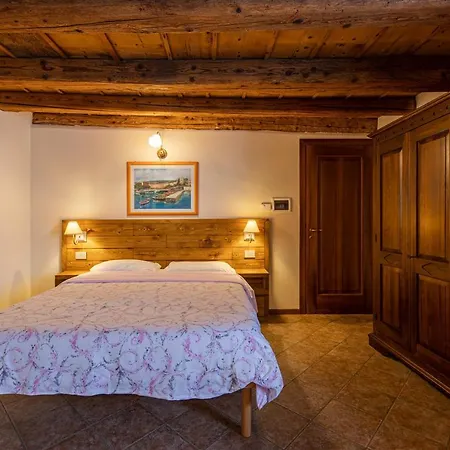 Borgo Di Calmasino バルドリーノ
