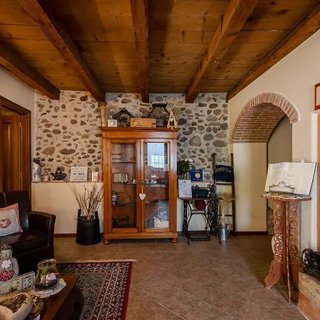 Borgo Di Calmasino * バルドリーノ
