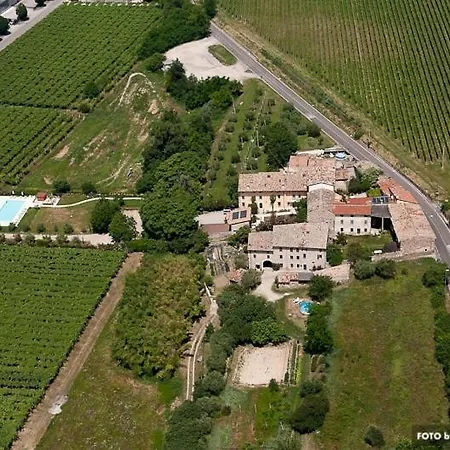 Borgo Di Calmasino バルドリーノ