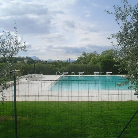 ファームステイ Borgo Di Calmasino