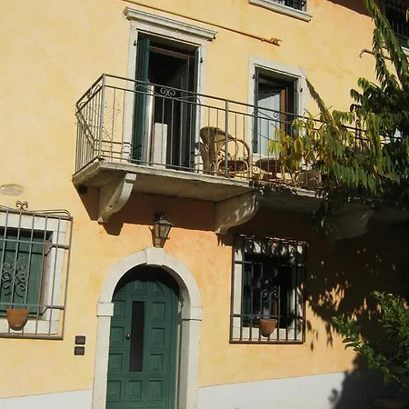 ファームステイ Borgo Di Calmasino バルドリーノ