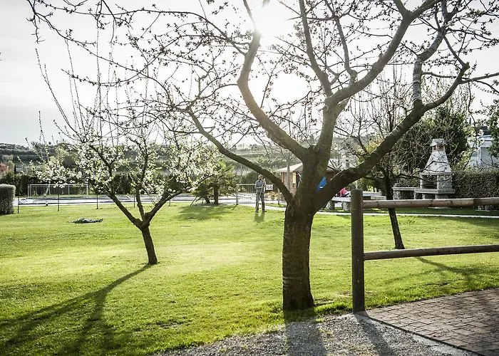 Borgo Di Calmasino 팜스테이