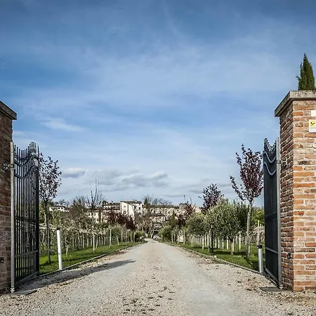 Borgo Di Calmasino Bauernhof *